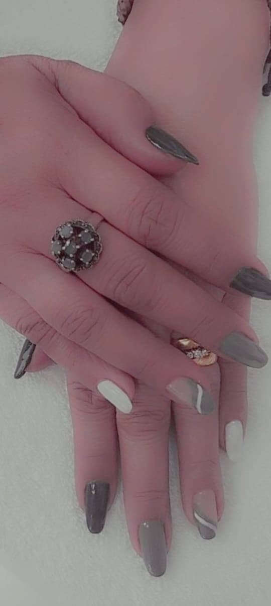 Gallery Nail Image 4